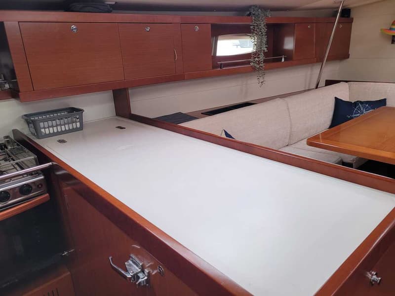 Beneteau Oceanis 54 foto 11