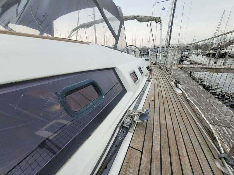 Beneteau Oceanis 54 foto 30