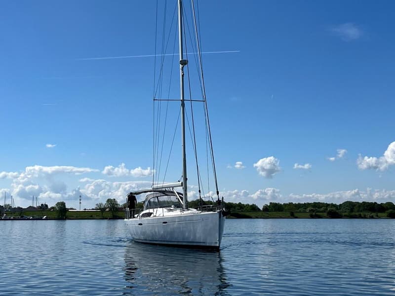 Beneteau Oceanis 54 foto 51