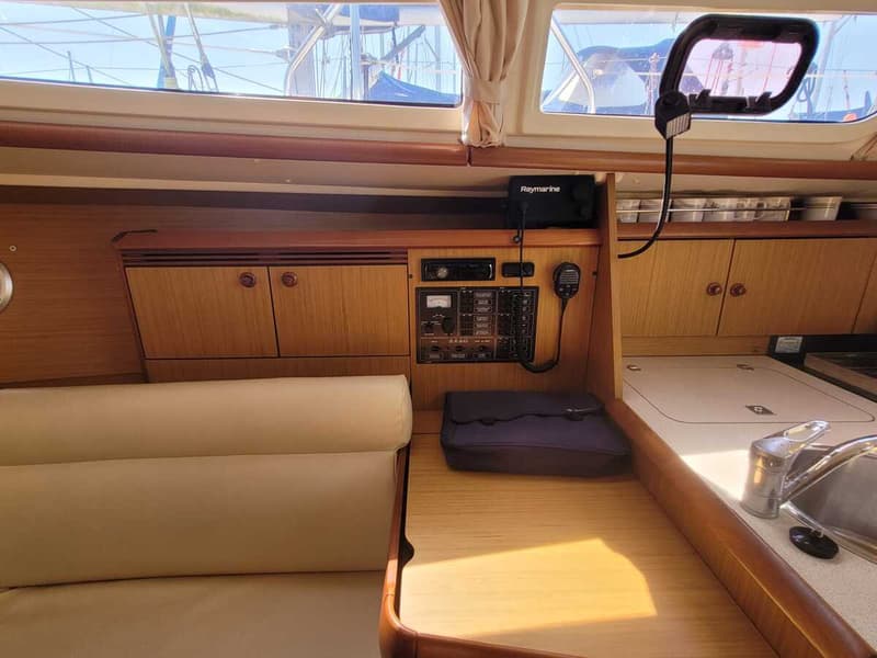Jeanneau Sun Odyssey 32i foto 7