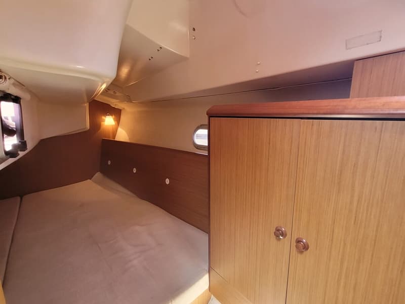 Jeanneau Sun Odyssey 32i foto 8