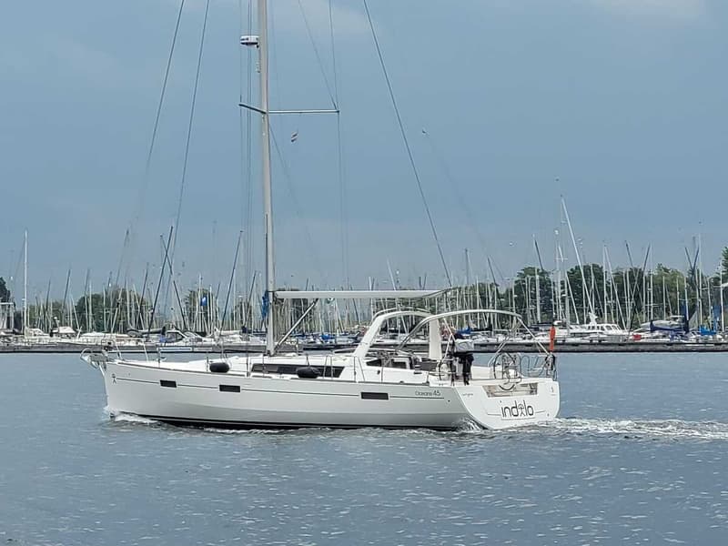 Beneteau Oceanis 45 foto 32