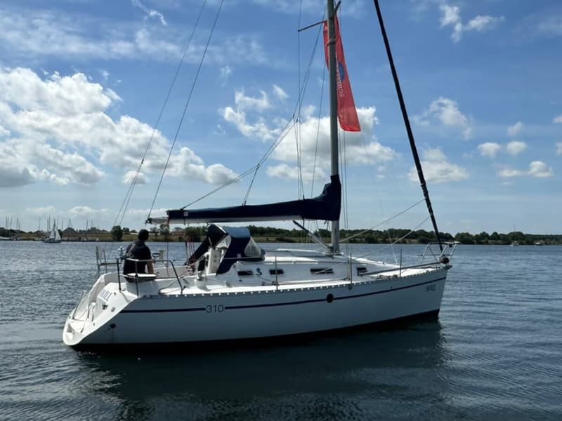 Beneteau First 310 foto 32