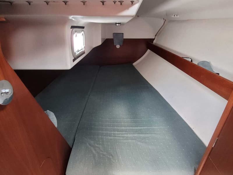 Beneteau First 310 foto 9
