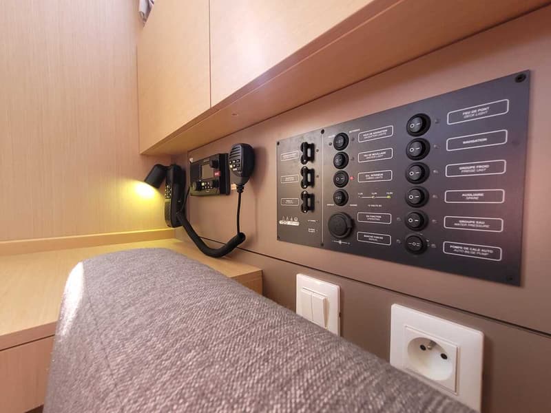 Beneteau Oceanis 35 foto 10