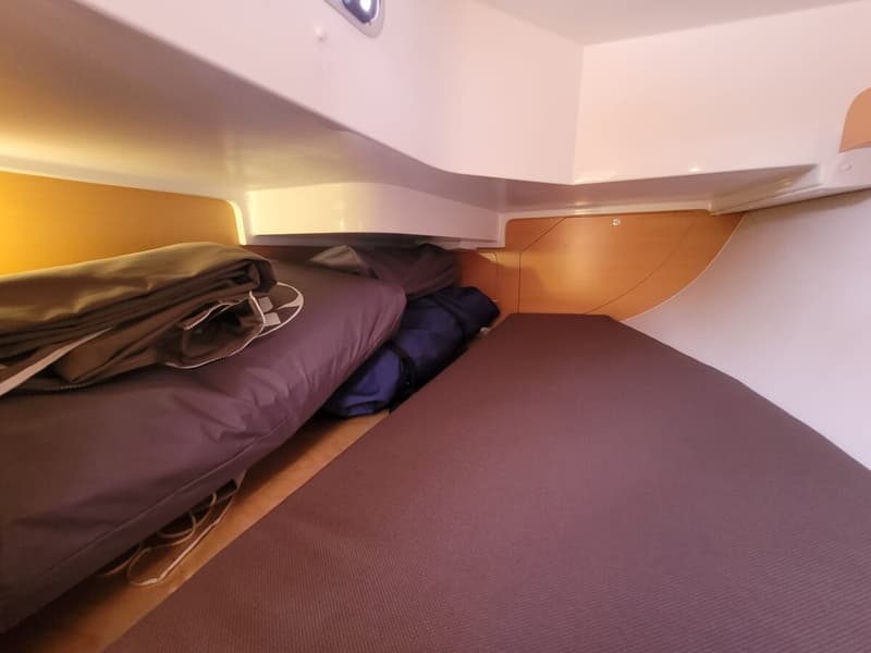 Jeanneau Sun Odyssey 319 foto 15