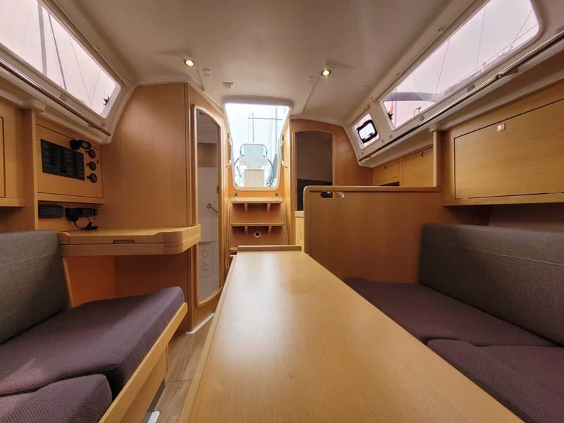 Jeanneau Sun Odyssey 319 foto 3