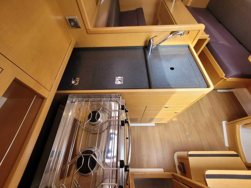Jeanneau Sun Odyssey 319 foto 6