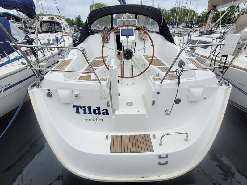 Beneteau Oceanis 373 Clipper foto 13