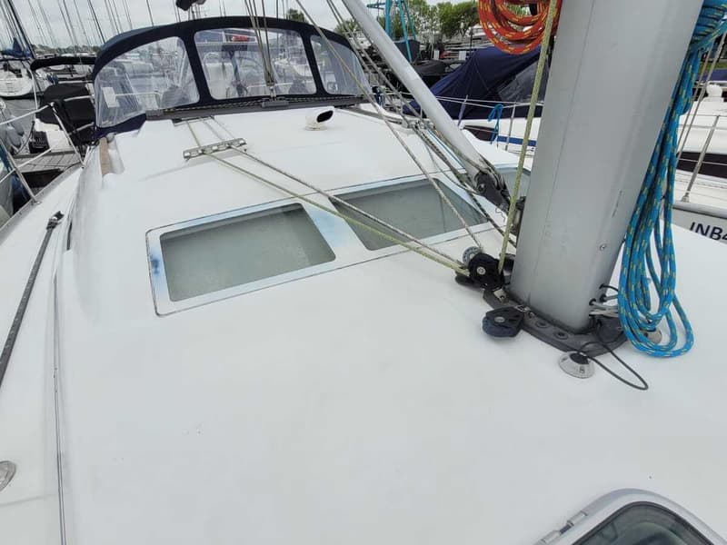 Beneteau Oceanis 373 Clipper foto 15