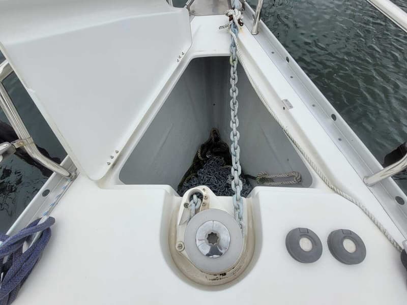 Beneteau Oceanis 373 Clipper foto 19