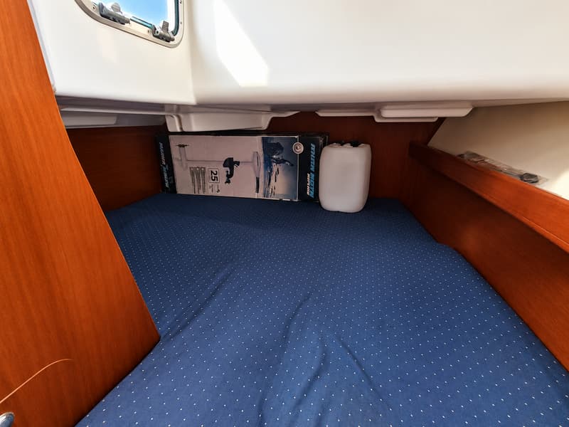 Beneteau Oceanis 373 Clipper foto 10
