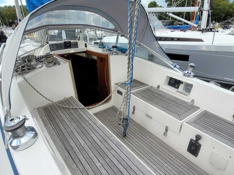 Hallberg Rassy 31 foto 13