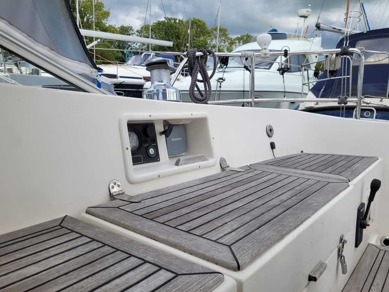 Hallberg Rassy 31 foto 14