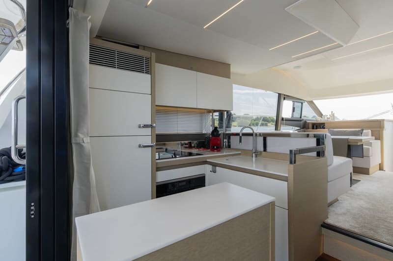 Jeanneau Prestige 520 Fly foto 2