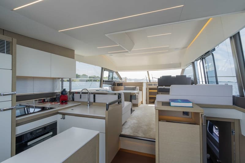 Jeanneau Prestige 520 Fly foto 5