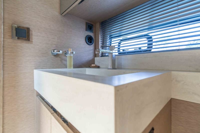 Jeanneau Prestige 520 Fly foto 10