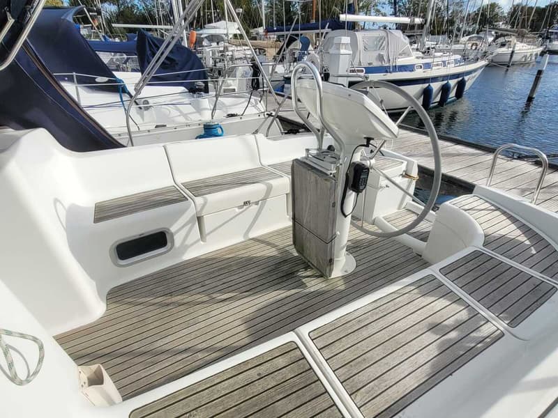 Jeanneau Sun Odyssey 37 foto 22