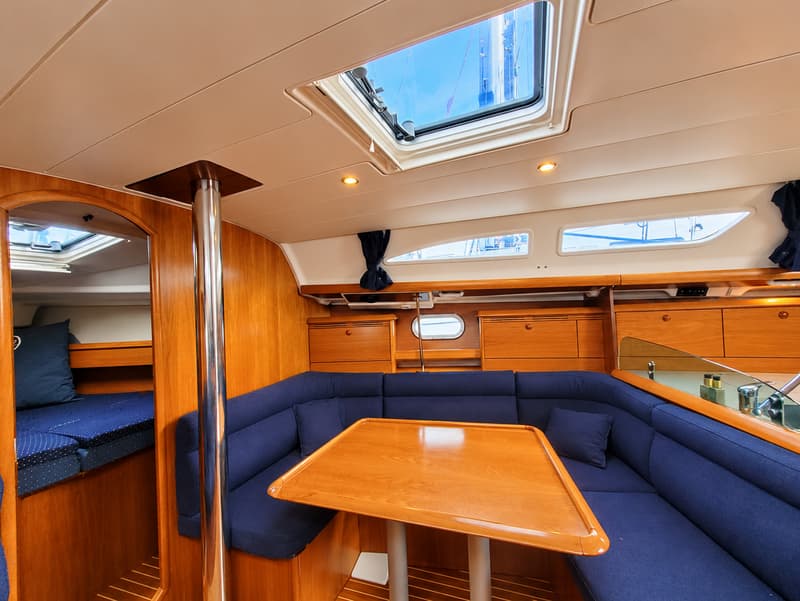 Jeanneau Sun Odyssey 37 foto 7