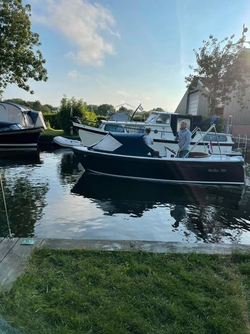 Sloep maxima 550 blauw met trailer foto 1