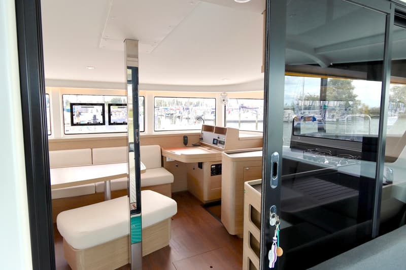 Lagoon 42 Full specs foto 2