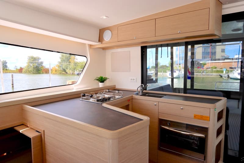 Lagoon 42 Full specs foto 12