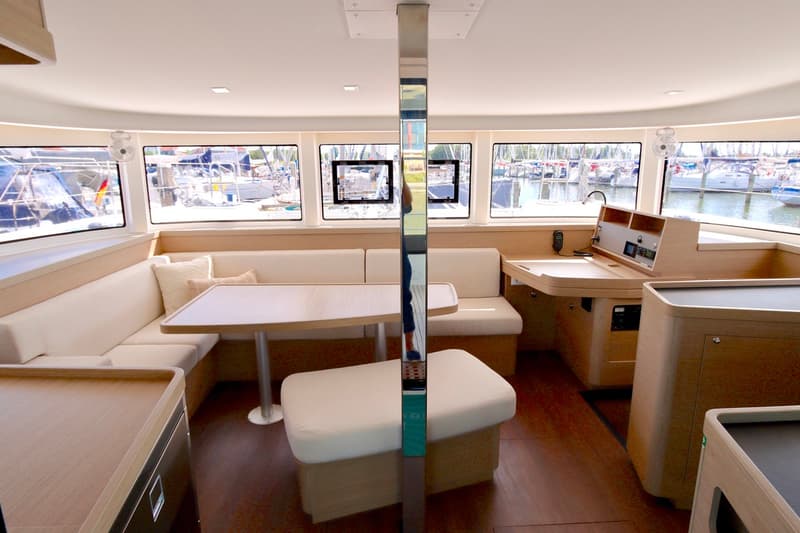 Lagoon 42 Full specs foto 3
