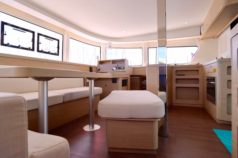 Lagoon 42 Full specs foto 4