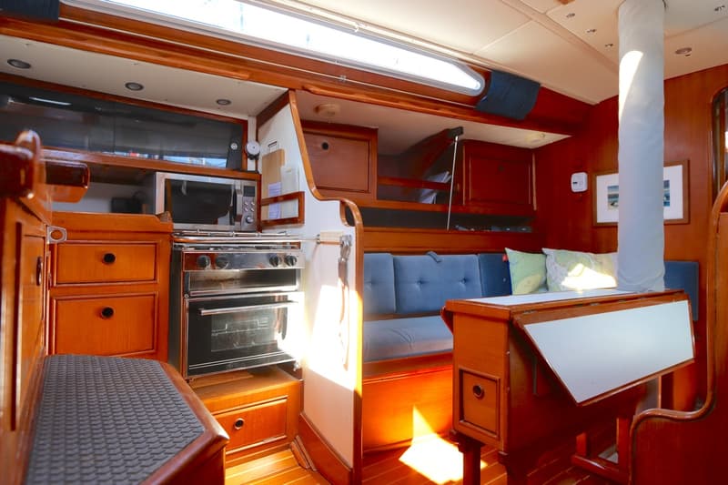 Holman & Pye Red Admiral 36 foto 10