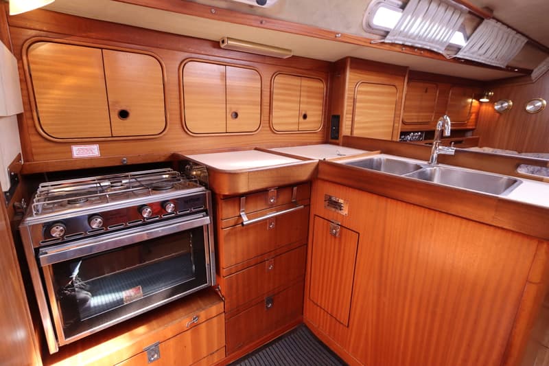 Bavaria 38 foto 9