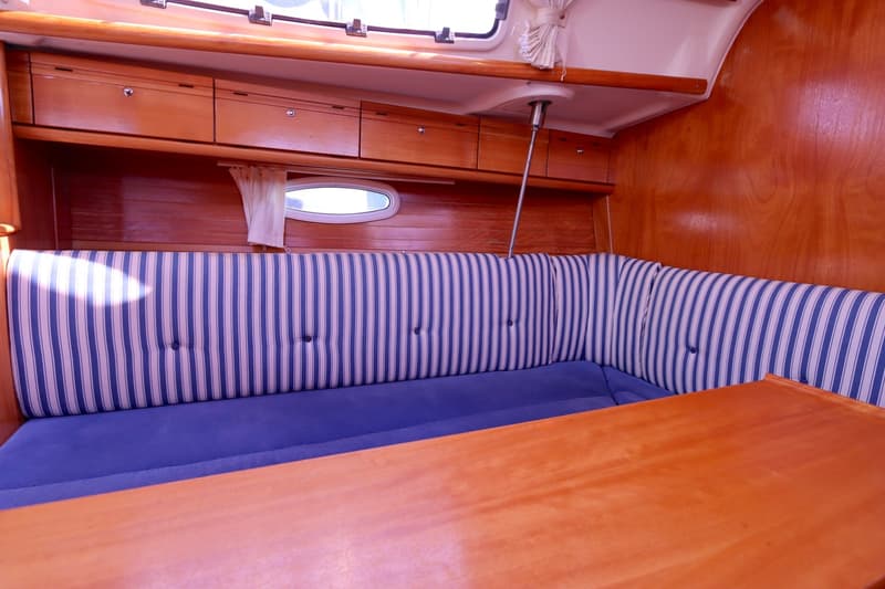 Bavaria 34 Cruiser foto 12