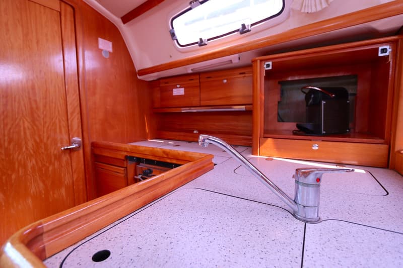 Bavaria 34 Cruiser foto 21