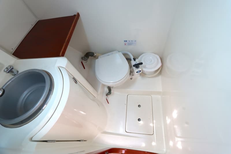 Beneteau Oceanis 300 foto 26