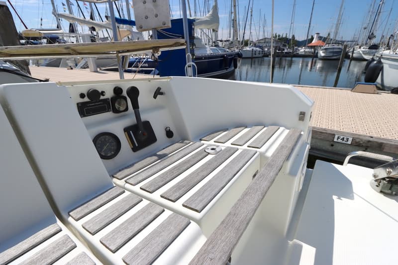 Beneteau Oceanis 300 foto 46