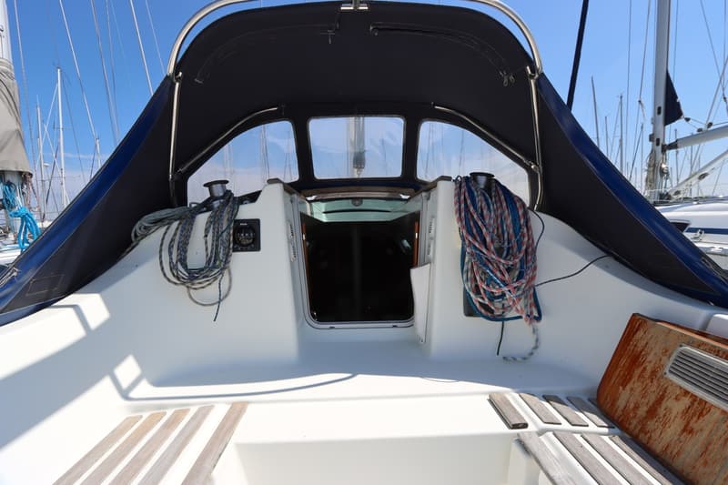 Beneteau Oceanis 300 foto 47