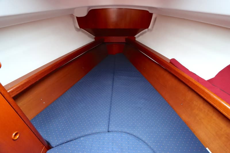 Beneteau Oceanis 311 Clipper foto 20