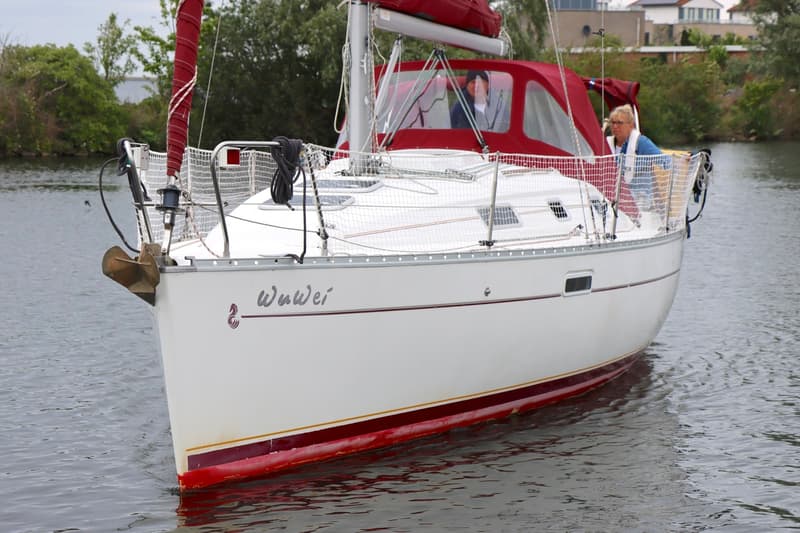 Beneteau Oceanis 311 Clipper foto 31