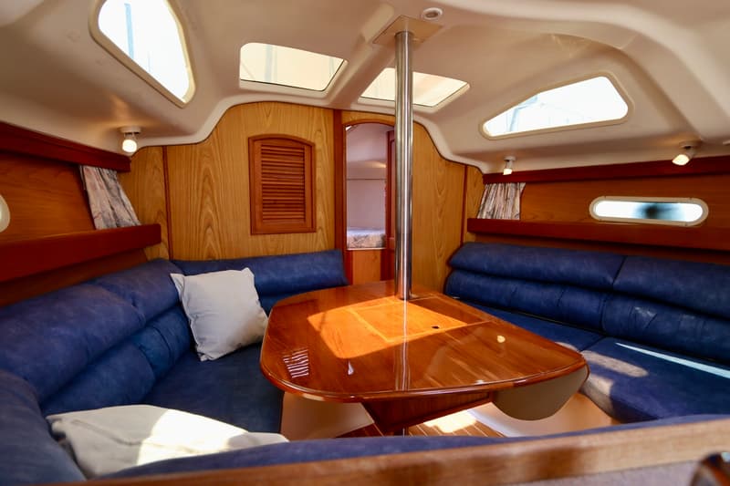 Hunter 340 foto 6