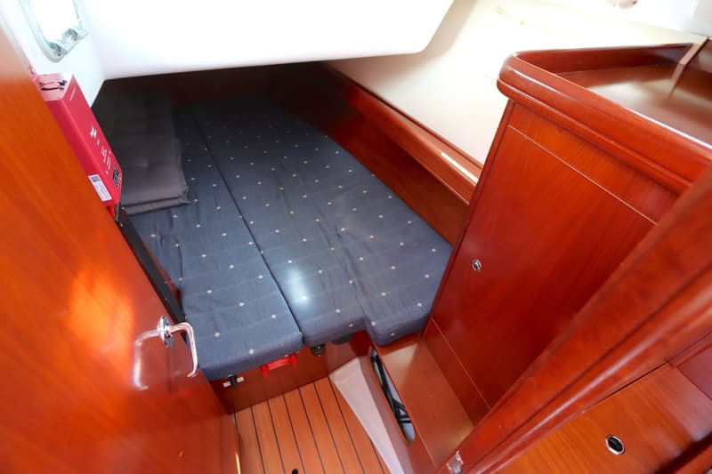 BENETEAU OCEANIS CLIPPER 373 foto 13