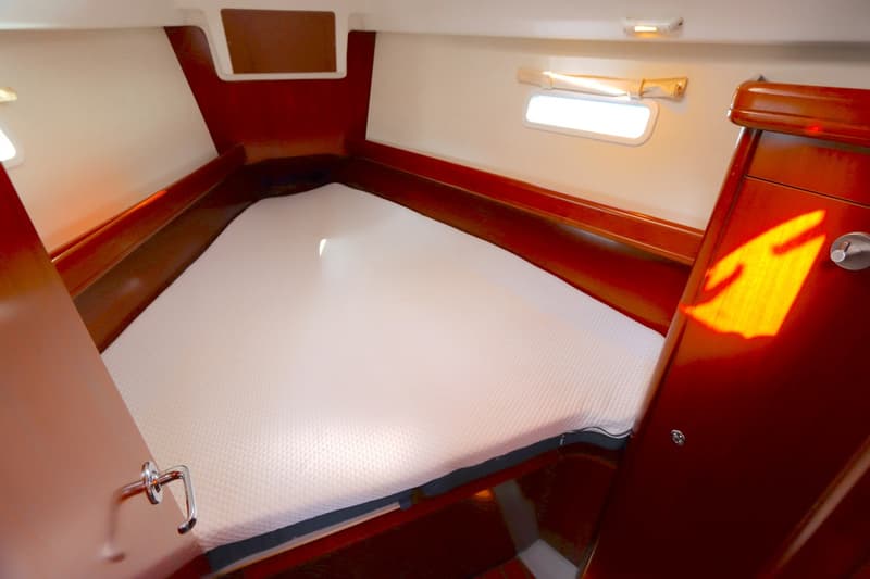 BENETEAU OCEANIS CLIPPER 373 foto 23