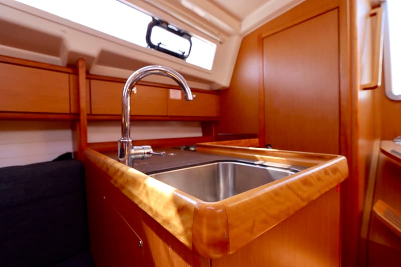 Bavaria 33 Cruiser foto 4