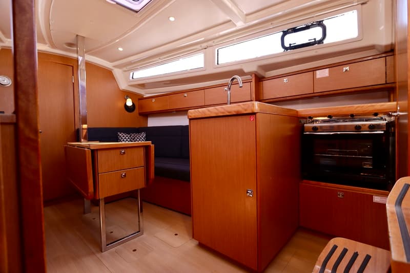 Bavaria 33 Cruiser foto 5