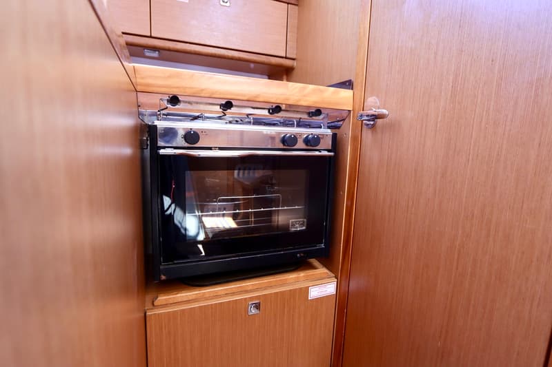 Bavaria 33 Cruiser foto 6