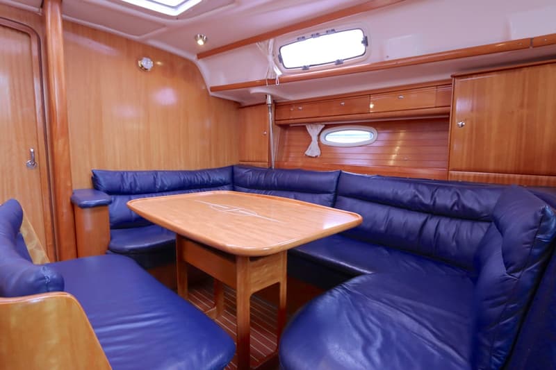 Bavaria 42-3 Cruiser foto 17