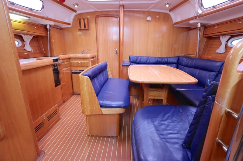 Bavaria 42-3 Cruiser foto 3