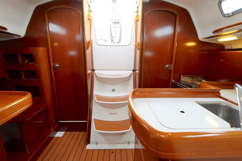 Beneteau First 36.7 Performance uitvoering foto 15