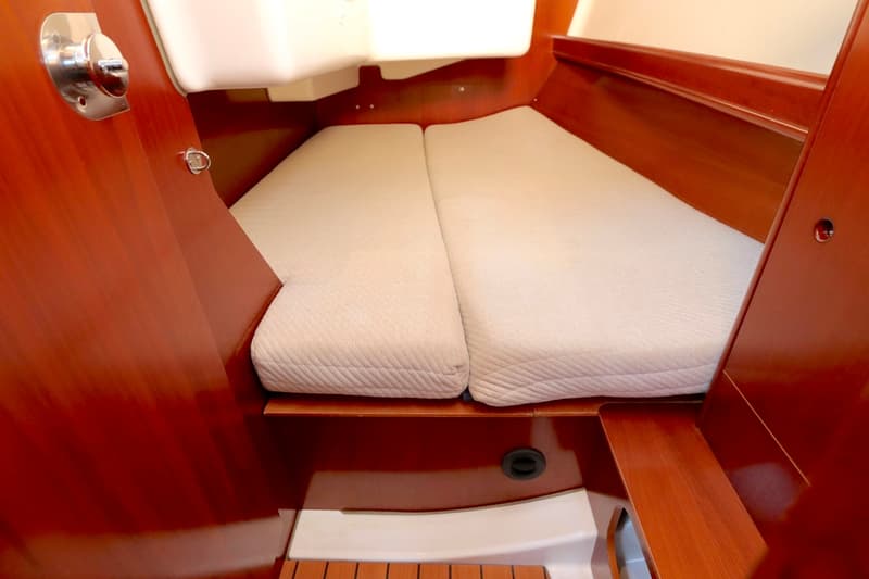 Beneteau First 36.7 Performance uitvoering foto 18