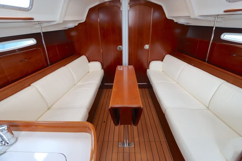 Beneteau First 36.7 Performance uitvoering foto 24