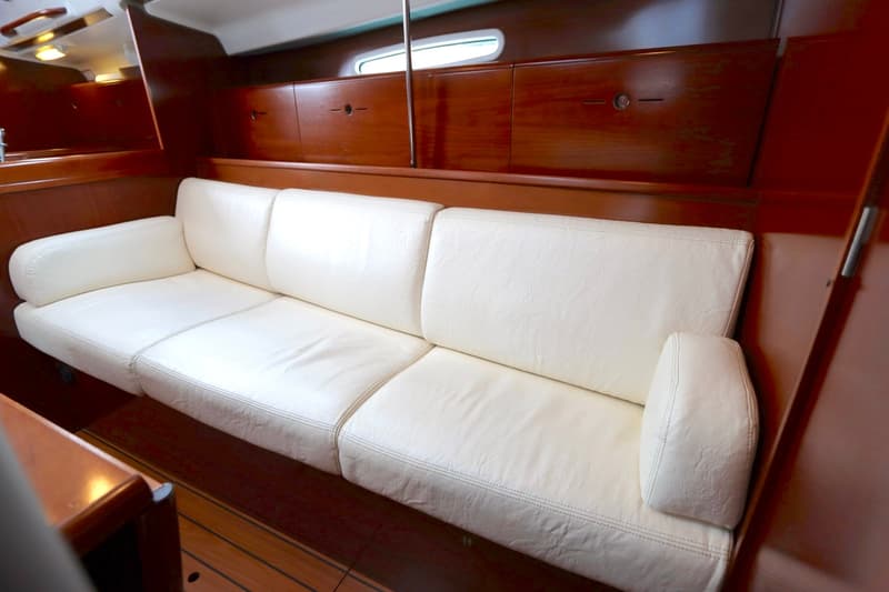 Beneteau First 36.7 Performance uitvoering foto 4