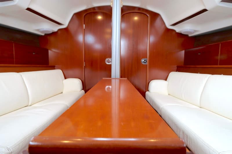 Beneteau First 36.7 Performance uitvoering foto 6